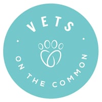 Vets on the Common logo