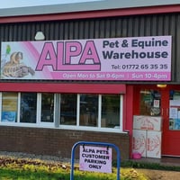Alpa Pet & Equine Warehouse logo