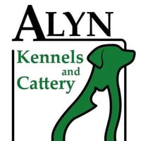 A L Y N Kennels And Cattery logo