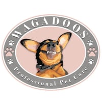 Wagadoos professional pet care logo