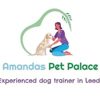 Amanda's Pet Palace logo
