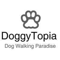 DoggyTopia logo